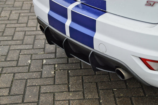 Gefräster Heckansatz Ford Focus ST MK2, DA3, Facelift Schwarz Matt
