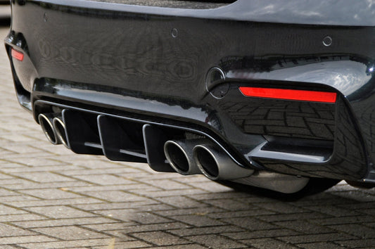 Gefräster Heckansatz BMW M4, F82/F83 Bj.: 09/2014- Schwarz Matt