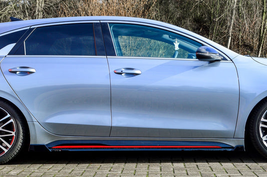 CUP Seitenschwellersatz mit Wing vorne/hinten Kia Pro Ceed GT Facelift Carbon