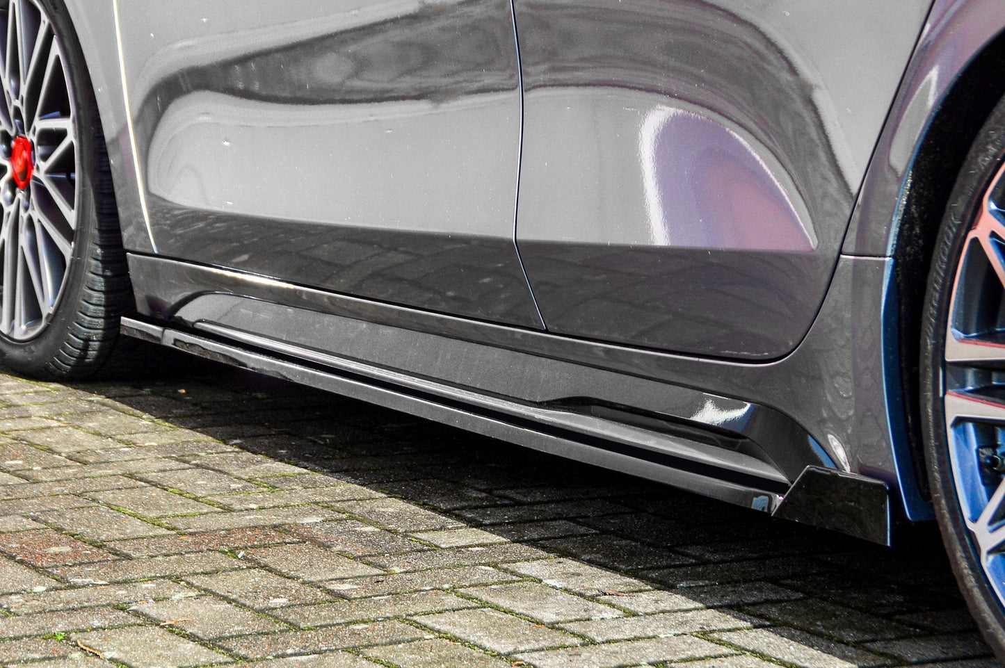 CUP Seitenschwellersatz mit Wing hinten Kia Pro Ceed GT Facelift Carbon