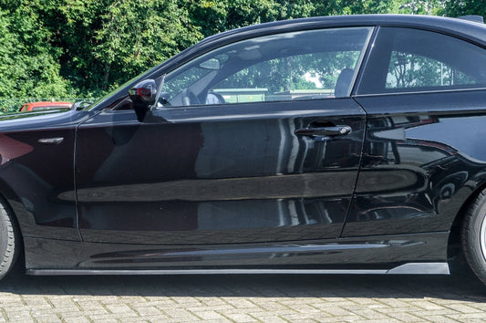 CUP Seitenschweller BMW 1er E82//88 Bj.: 2007-2013 Schwarz Glanz