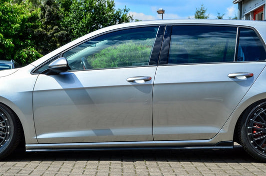 Seitenschwellersatz mit Wing Volkswagen Golf 7 Typ AU Schwarz Glanz