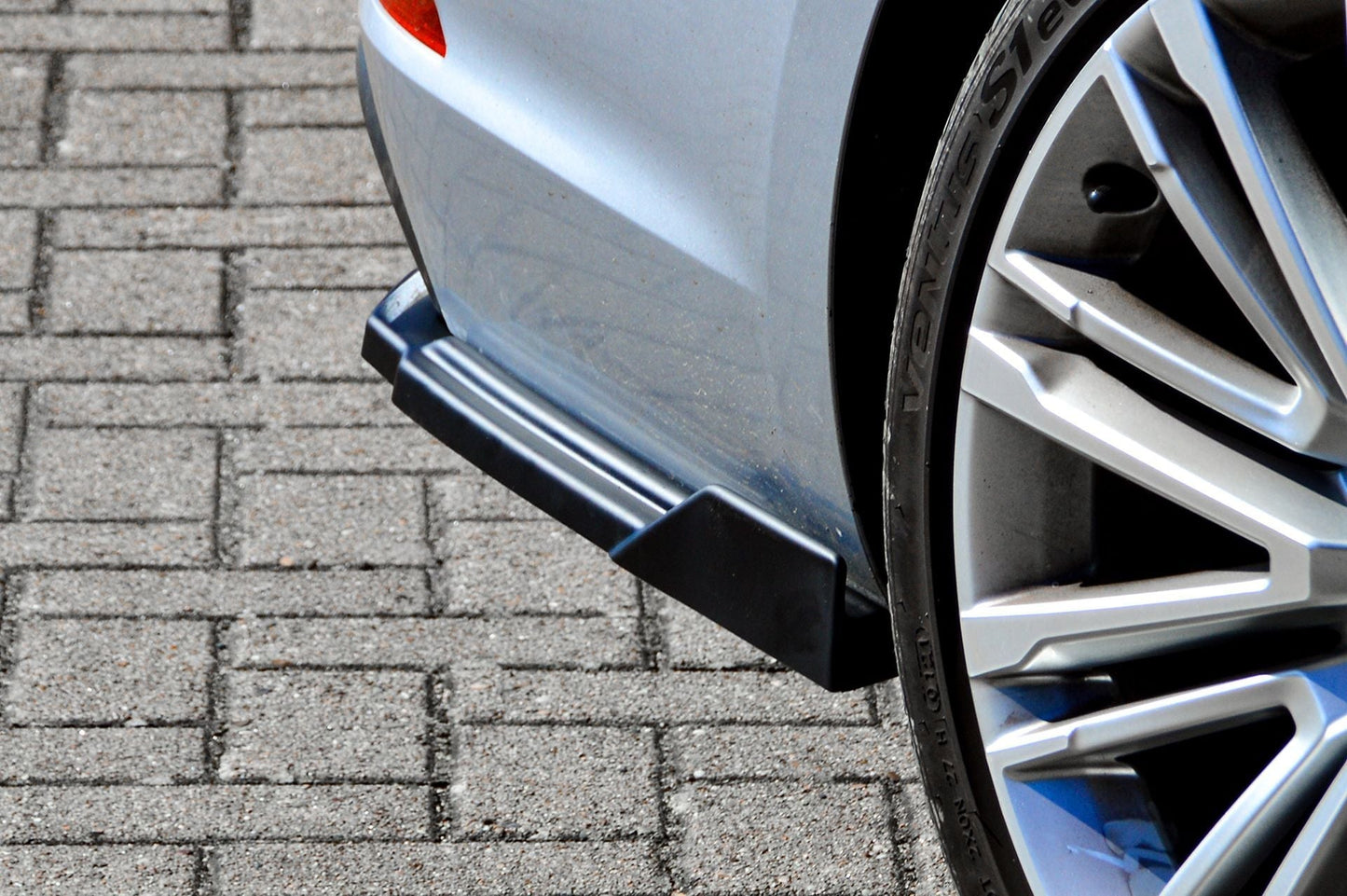 Heckansatz Seitenteile ABS Audi A4 B9 Bj.:06/2018-05/2019 Carbon