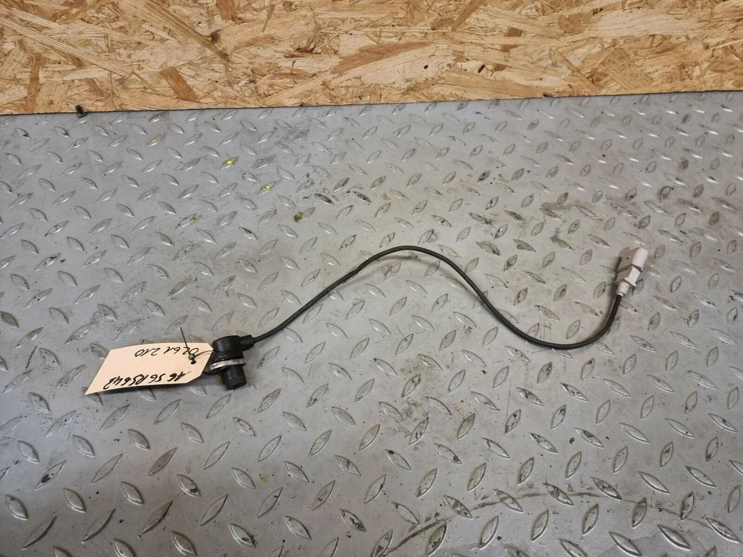 0261210 Kurbelwelle Sensor Impulsgeber AUDI A3 S3 8P A4 A6 S6 4B