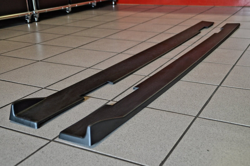 CUP 3 Seitenschweller Ford Focus ST, DYB ab Bj.:2015 - Schwarz Matt