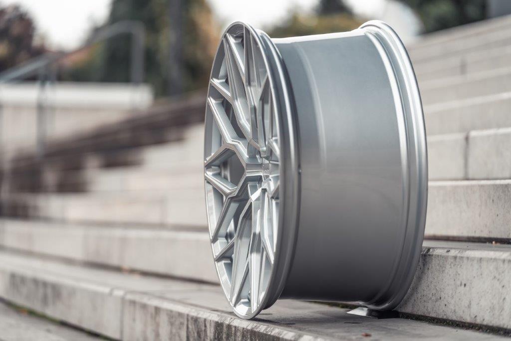 LC-F 7 All Colors