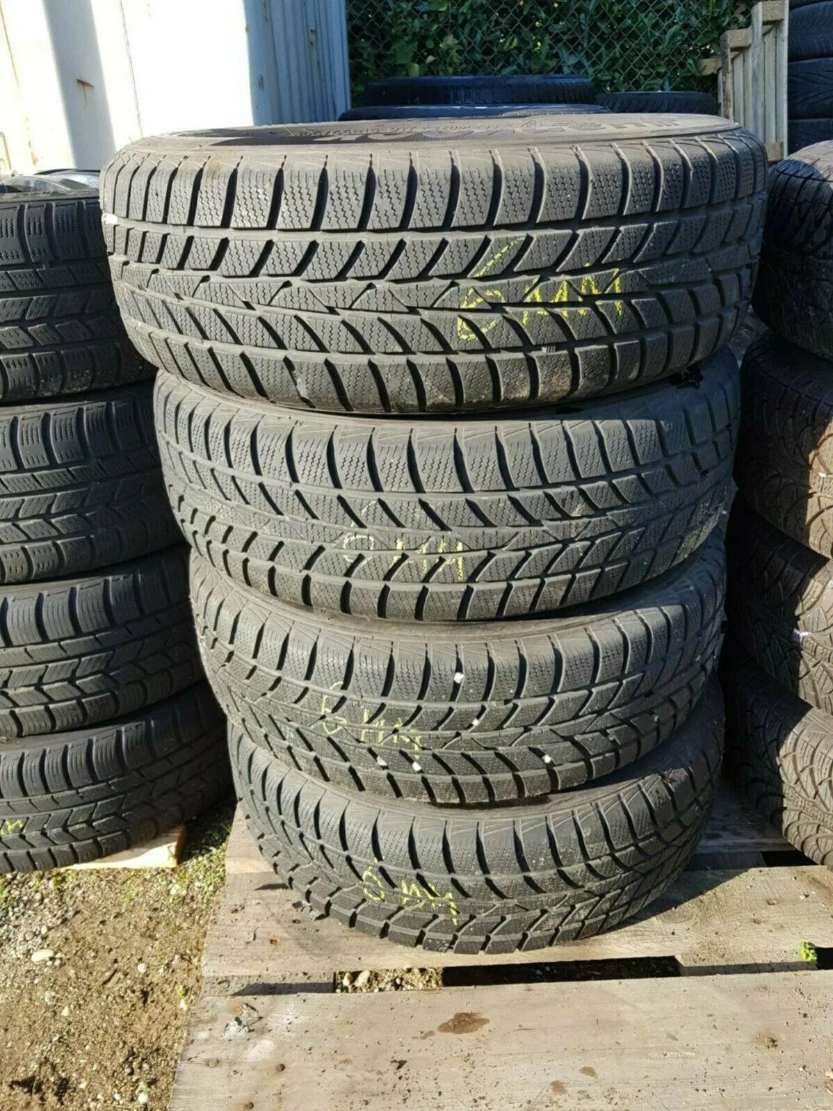 Hyundai i30 KIa Winterräder 195 65 15 91T Hankook 6x15 ET46 6mm