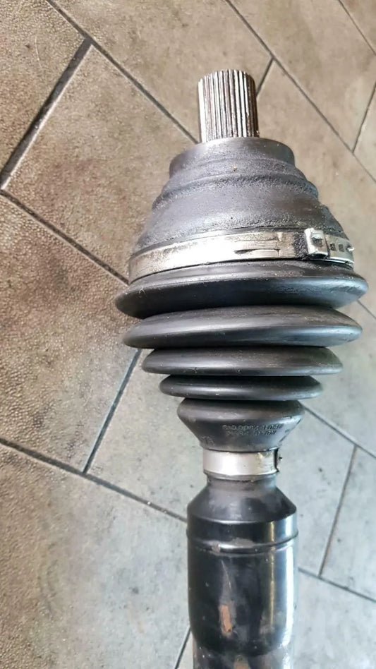Antriebswelle vorne rechts Audi A3 8P 2.0tfsi 6 Gang 1K0407272JF