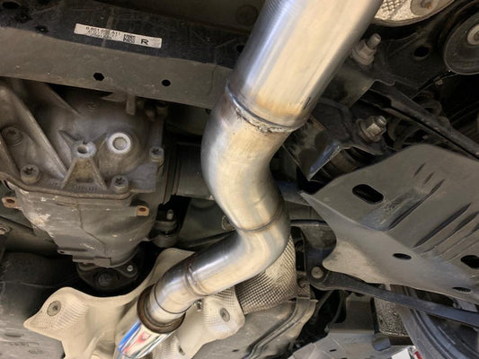 BMW F30/31 - 330i xDrive Vorschalldämpfer