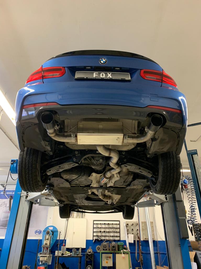 BMW F30/31 - 330i xDrive Endschalldämpfer quer Ausgang rechts/links - 1x100 Typ 25 rechts/links Schwarz emalliert - mit Abgasklappe im linken Endrohr