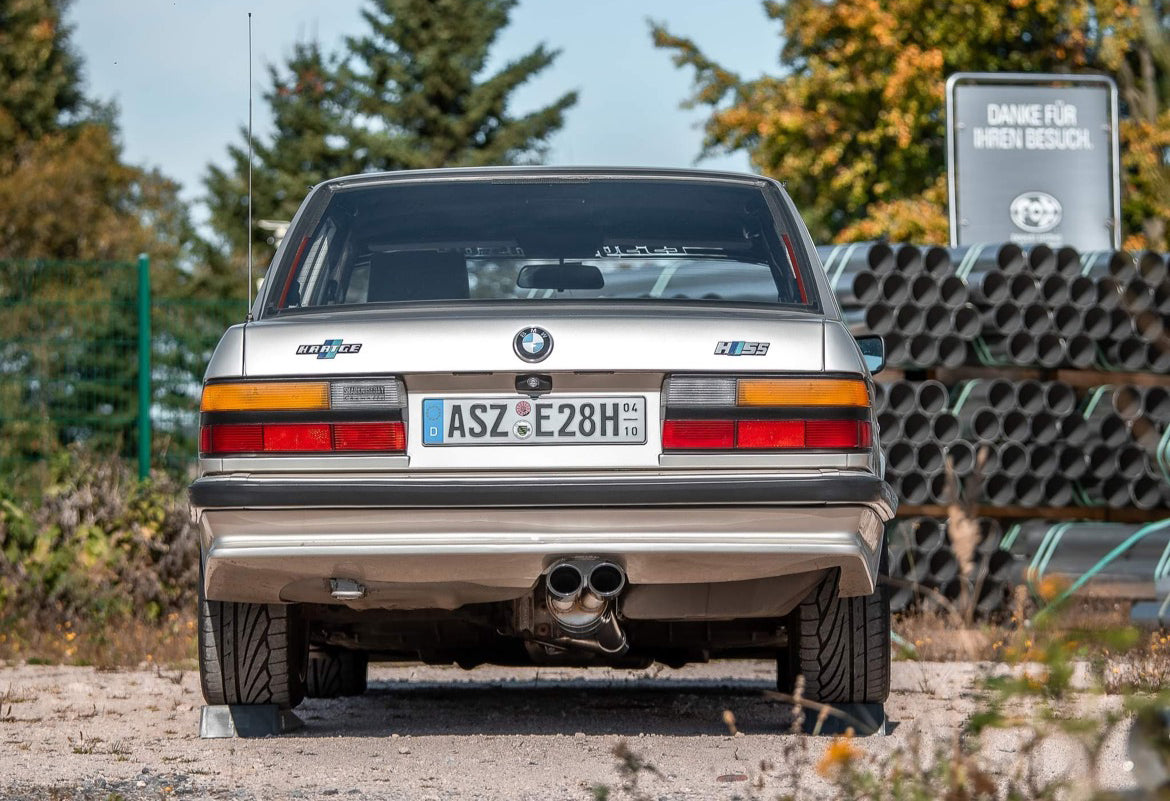FOX BMW E28 525e mit Katalysator Endschalldämpfer ab Kat - 2x88x74 Typ 32 schwarz