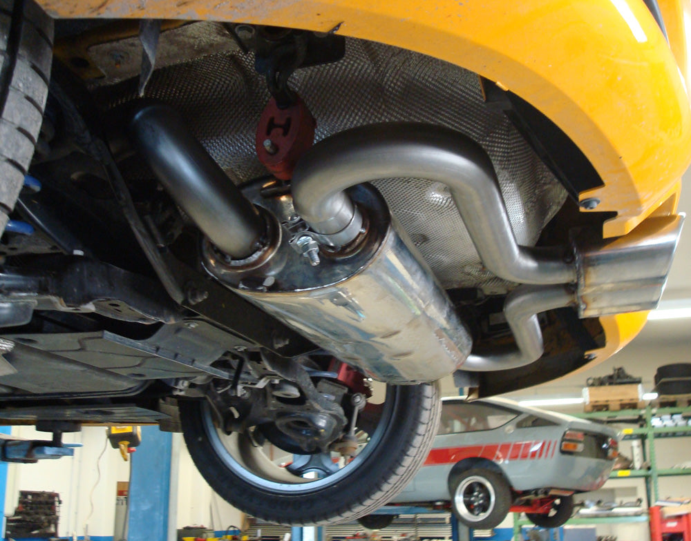 Ford Focus III ST Fließheck Endschalldämpfer quer Ausgang mittig - 2x115x85 Typ 32 mittig