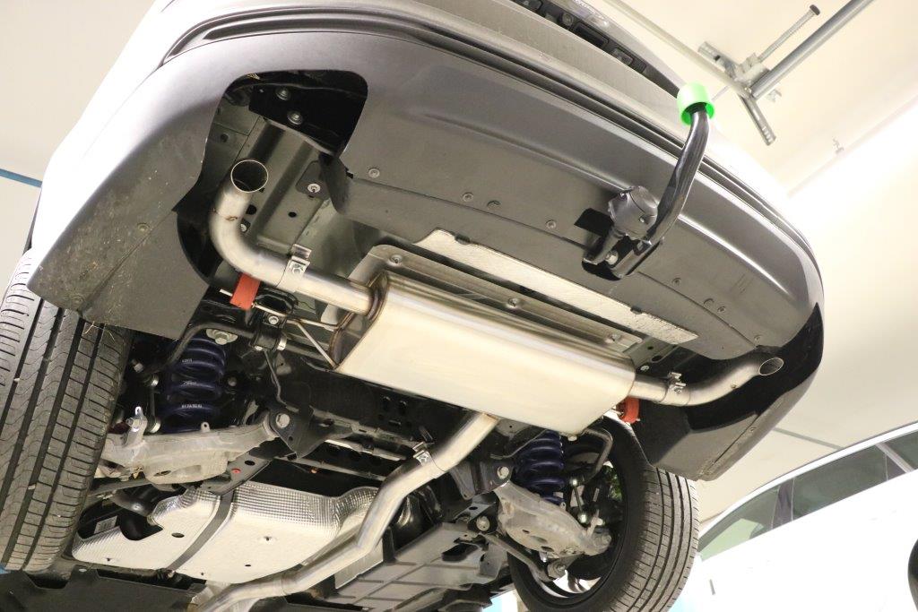 Mondeo V Schrägheck/ Turnier/ Stufenheck Endschalldämpfer quer Ausgang rechts/links - Ausgang der Endrohre hinter der originalen Stoßstange