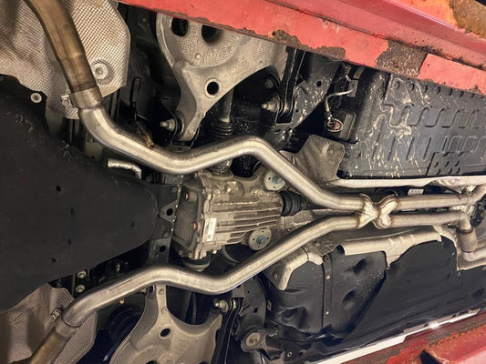 FOX Ford Explorer Typ WUJ X-Pipe/ Vorschalldämpferersatzrohr