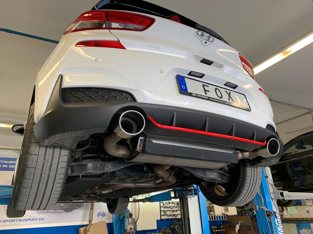 Hyundai i30N Performance + Fastback Endrohre passend auf den originalen Endschalldämpfer - 129x106 Typ 32 rechts/links