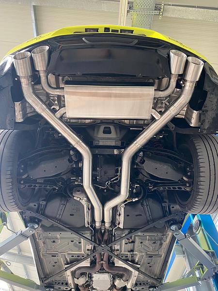 Grail Auspuffanlage Chevrolet Camaro Gen. 6 3.5-Zoll ohne Endrohre EU Coupé manuell mit Serienklappen