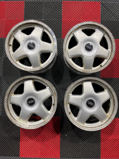 Original Alufelgen Audi A6 C4 4A0601025E 8x16 ET40 5x112