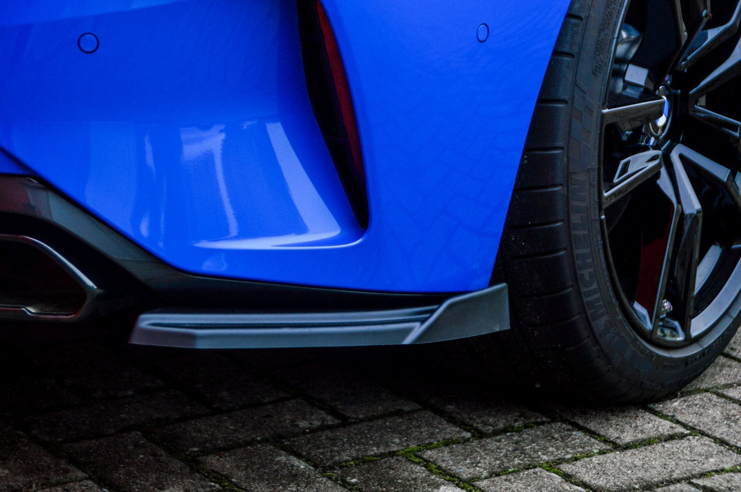 Heckansatz Seitenteile ABS BMW Z4 G29 ab Bj.: 2018- Carbon