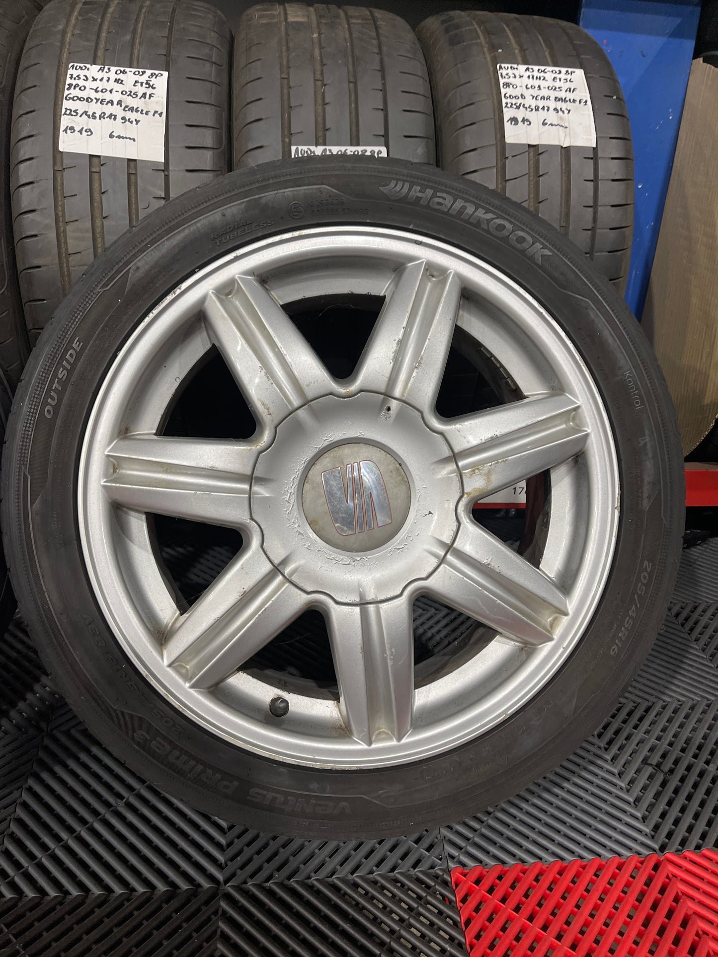 Seat Ibiza 205/45R16 6L0601025B Alufelge 6mm Sommerräder
