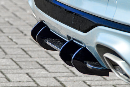 Gefräster Heckansatz Ford Kuga 3, Typ DFK ab Bj.: 2019- Schwarz Matt