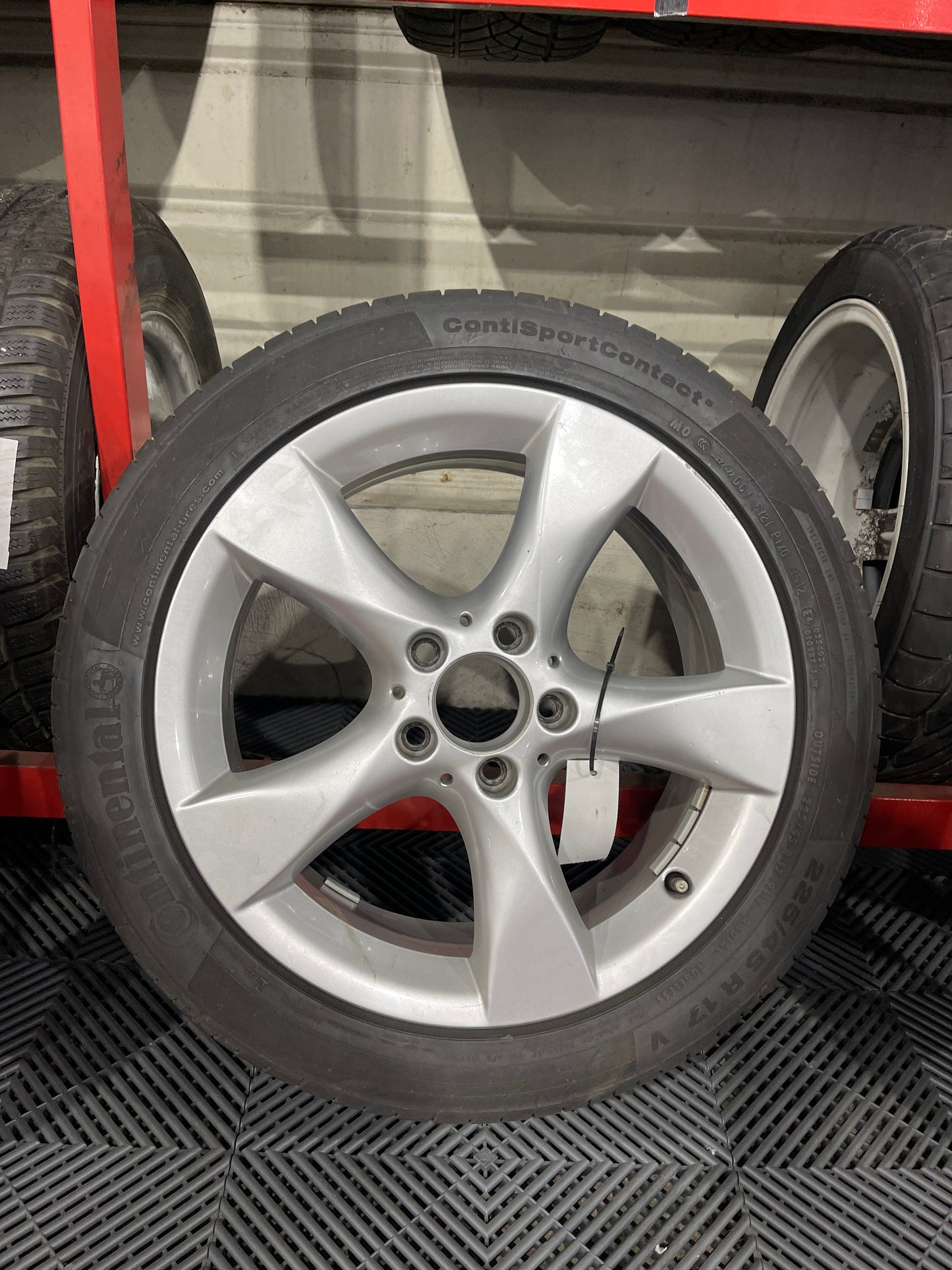 Mercedes W176 W246 225/45R17 A2464010502 Alufelge 5mm Sommerräder