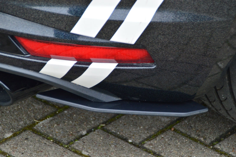Gefräster Heckansatz Seat Leon 3, 5F ab Bj.: 2013-2016 Schwarz Matt