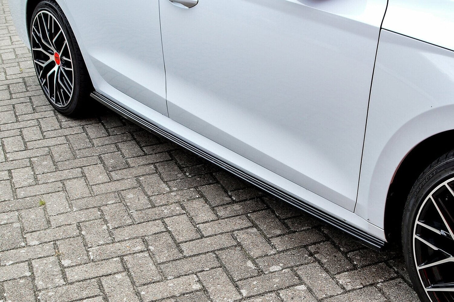 CUP Seitenschwellersatz ABS Skoda Octavia RS, NX, Limousine Schwarz Matt