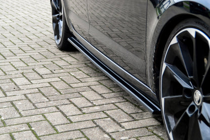 CUP Seitenschwellersatz Skoda Octavia RS 5E ab Bj.: 2013-2016 Schwarz Glanz