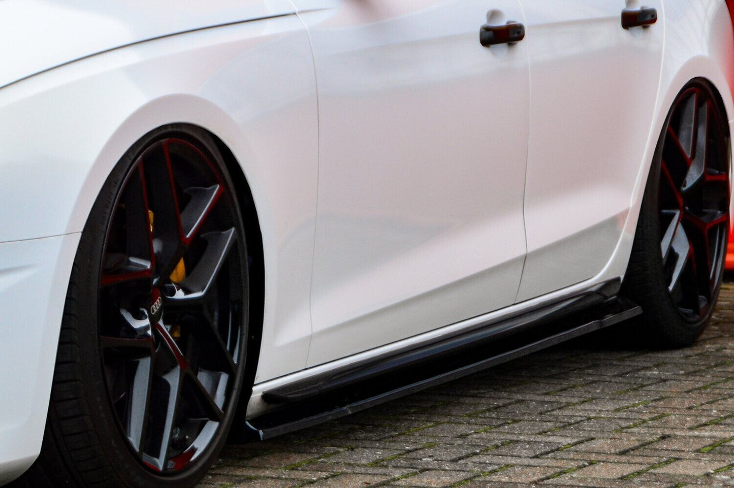 Seitenschwellersatz ABS Audi A4 B9 ab Bj.:2015-2019 Carbon