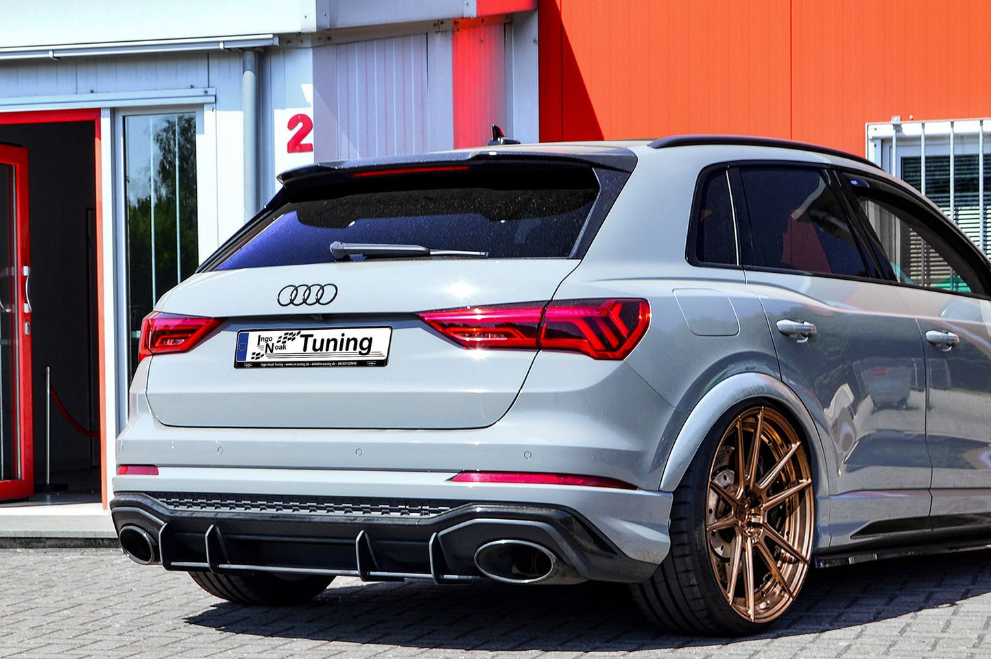 Gefräster Heckansatz Audi RS Q3 F3 ab Bj.: 2019- Schwarz Matt