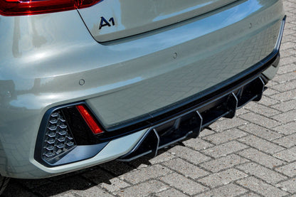 Gefräster Heckansatz Audi A1 (GB) ab Bj.2018- Schwarz Matt