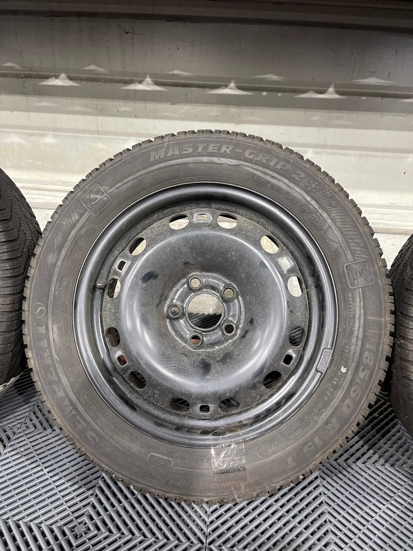 Winterräder Audi VW 185/60R15 84T 5x100 6C0601027B/C