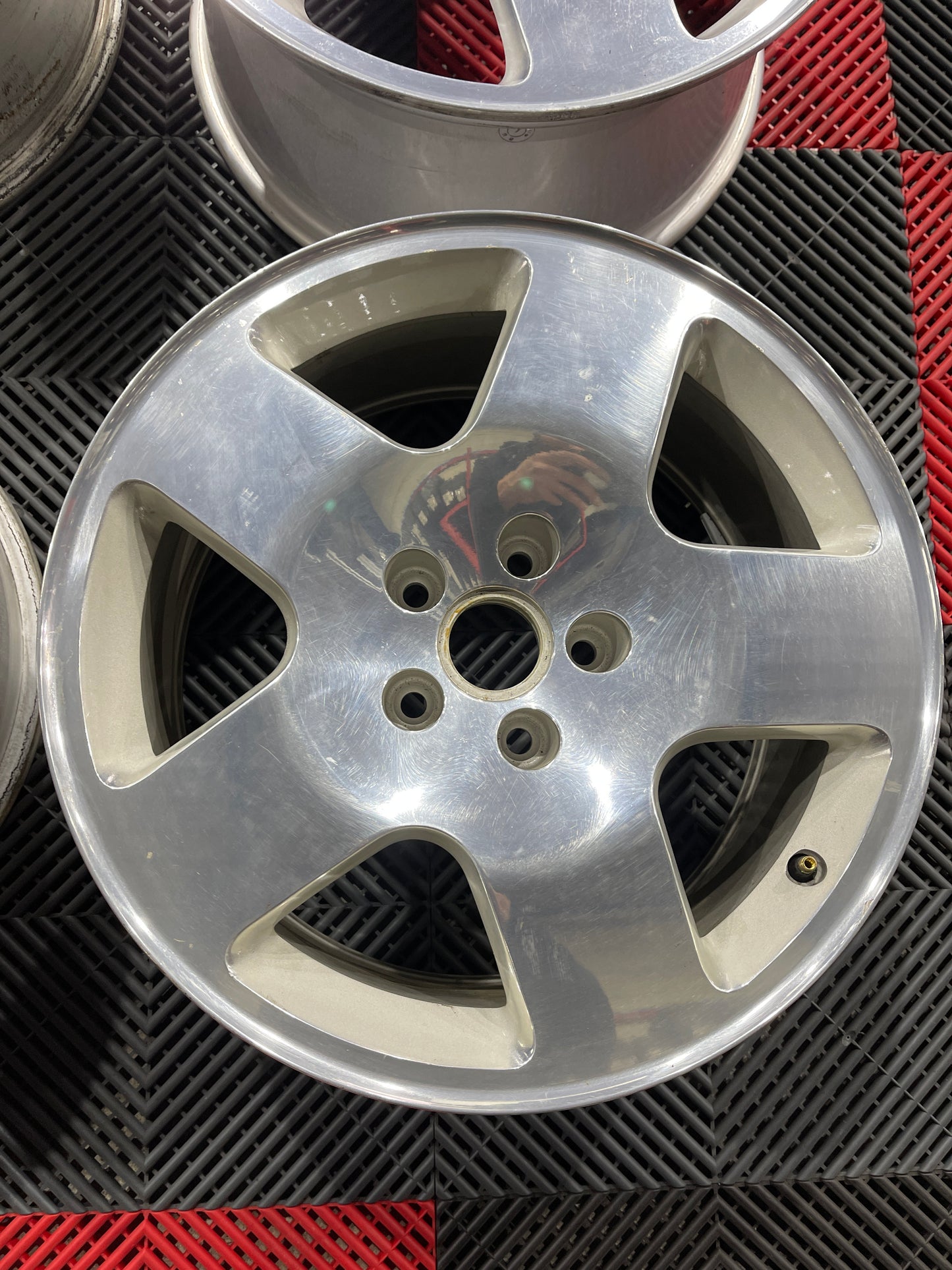 Original Alufelgen Audi A6 S6 4B V8 4B3601025P 8x17 ET35 Satz