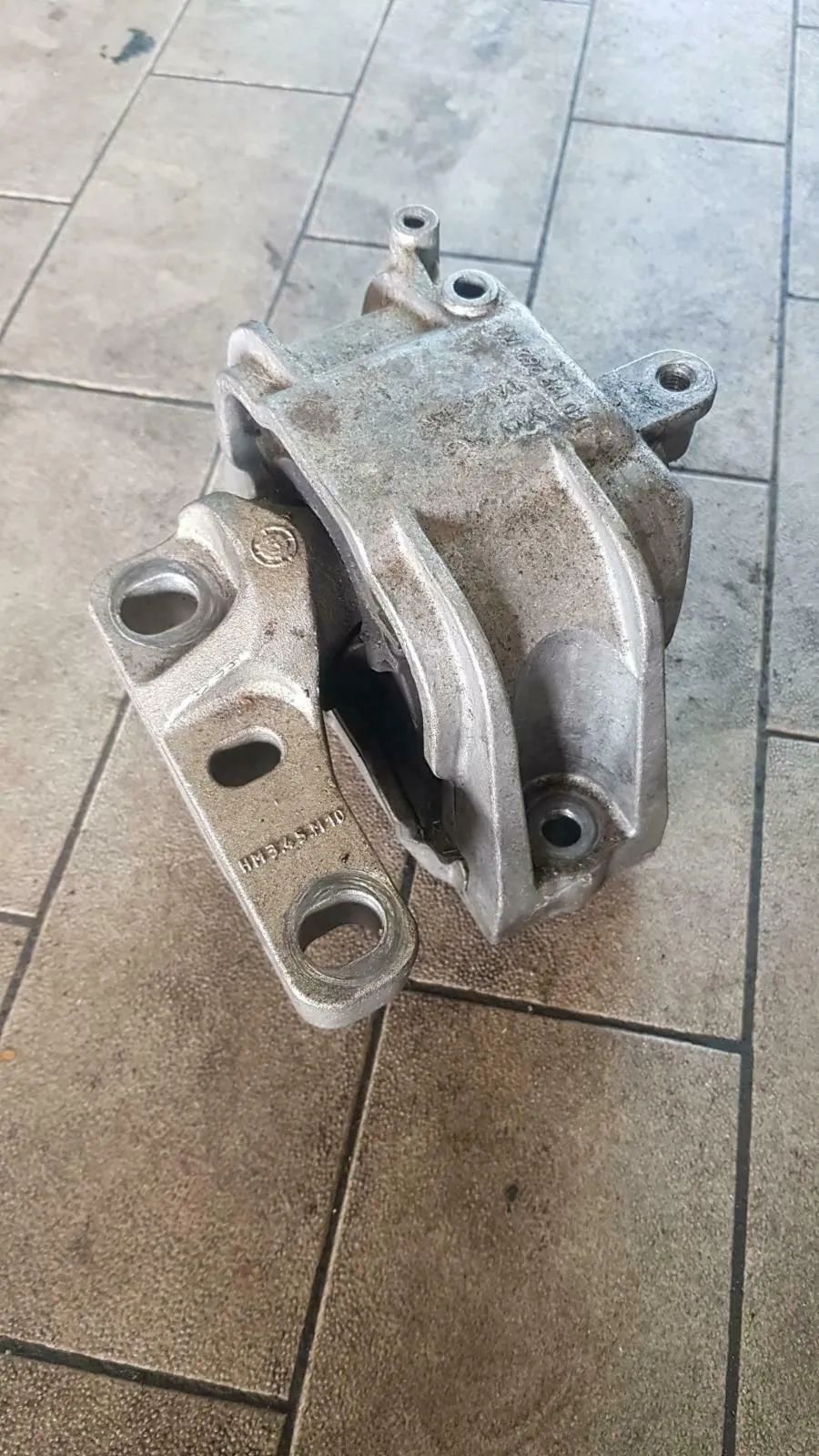 Motorlager 1K0199262AM Audi A3 S3 8P 2.0TFSI Golf