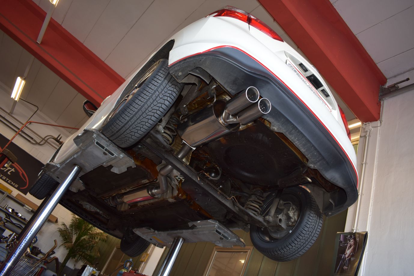FMS 76mm Anlage Nissan Pulsar C13