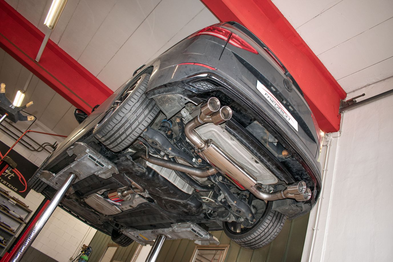 Friedrich Motorsport Gruppe A Duplex-Anlage VW Touran 5T
