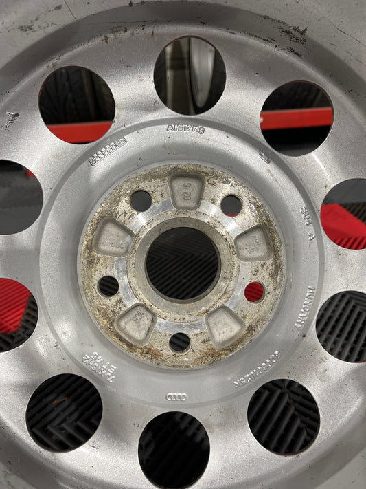 Original Ersatzrad Audi A4 B5 8D0601025K 205/55R16 Felge