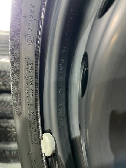 NEU Original Opel Combo E Peugeot 9815311677 Winterräder 215 65 R16 98 H