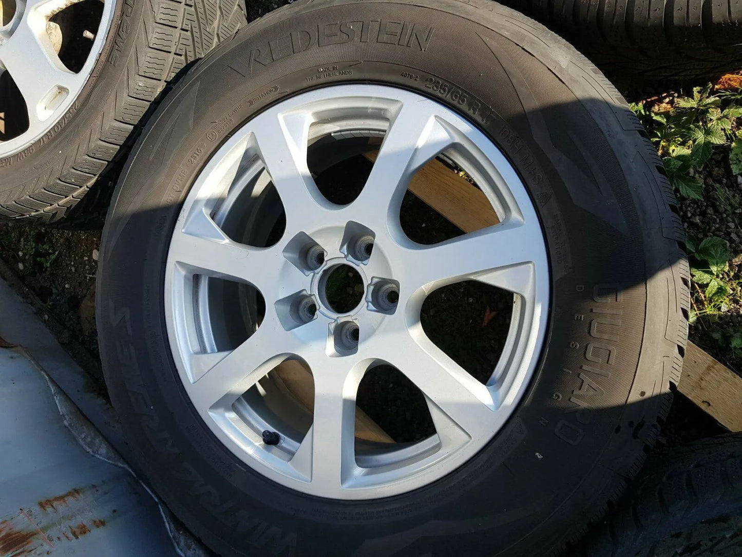 Audi Q5 8R Winterräder 7x17 ET37 235/65R17 104H 8R0601025E