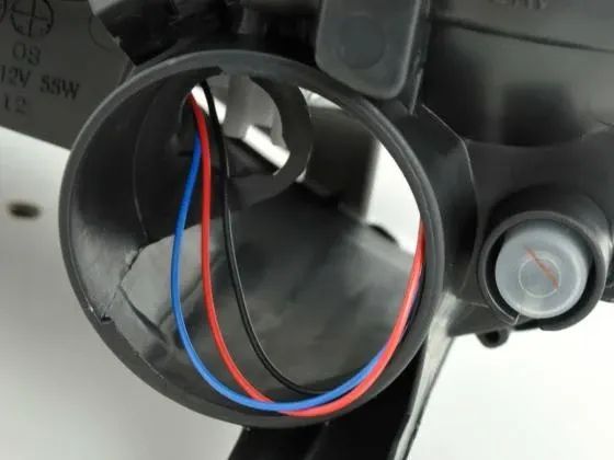 Scheinwerfer Opel Corsa C Bj. 01-06 schwarz 4250414629731