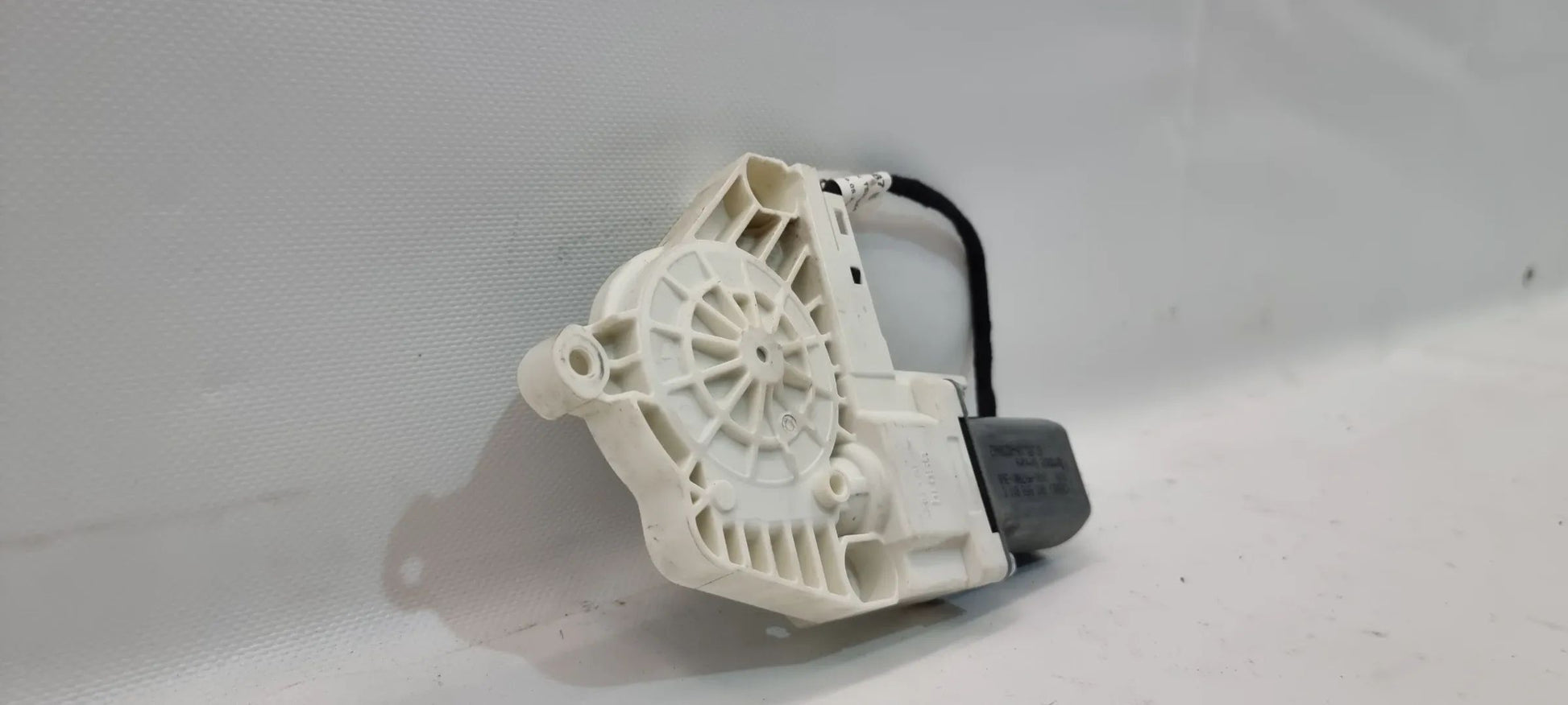 Fensterhebermotor Festerheber Audi A4 A5 Hinten Links 8K0959811C Steuergerät