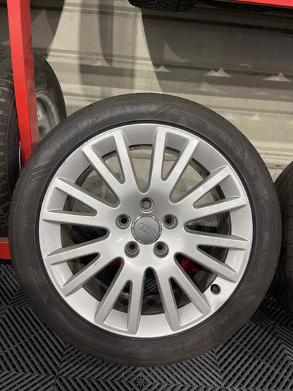 Audi A3 225/45R17 8P0601025AF Alufelge 6mm Sommerräder