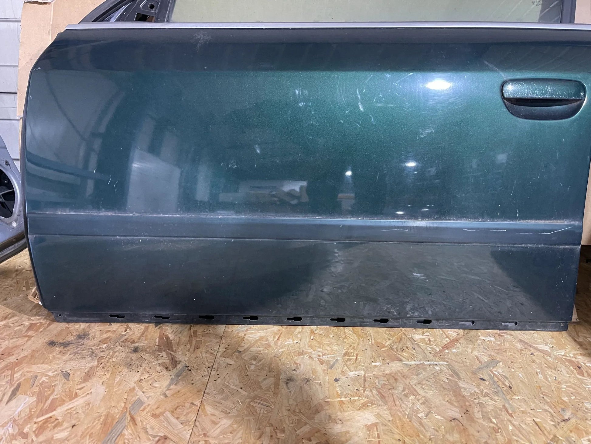 Original Audi A6 S6 RS6 4B Kombi Türe Links vorne LZ6H Racing grün Tür