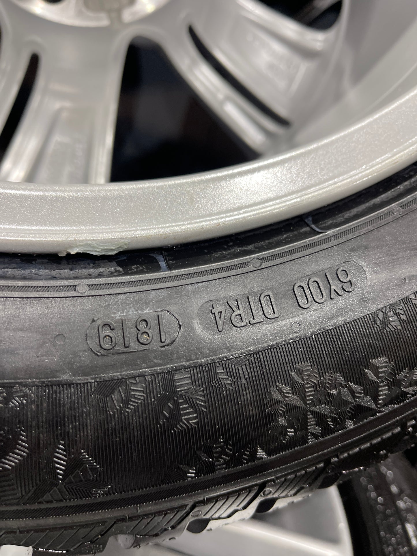 Original Opel Insignia B Winterkompletträder NEU 225/55 R17 101V XL 39081941 Winterräder
