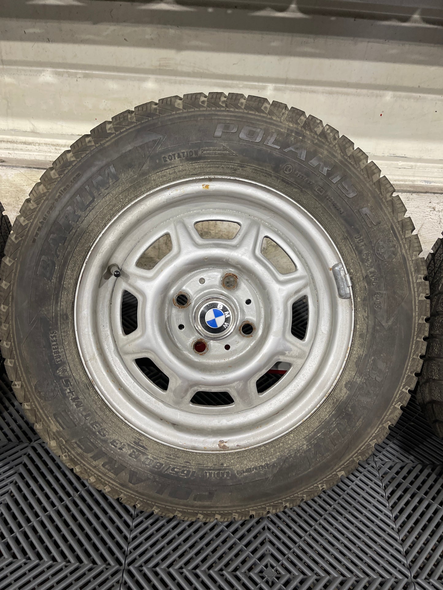 Original Winterräder BMW E21 5x13 ET28 4x120 165/80 Felge