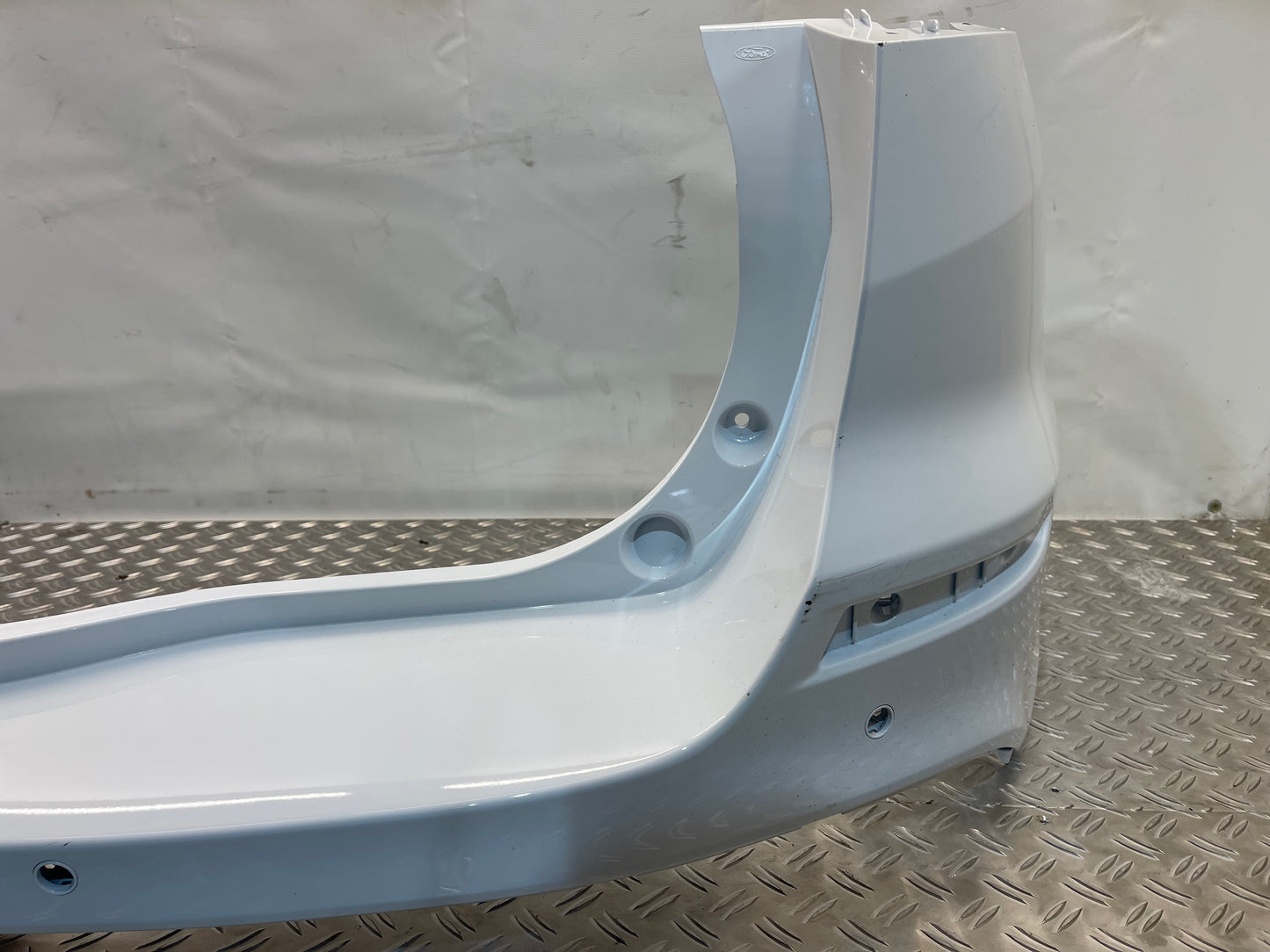 Original FORD Mondeo Turnier MK5 Stoßstange Stoßfänger PDC Frozen Whit Neu 2110995