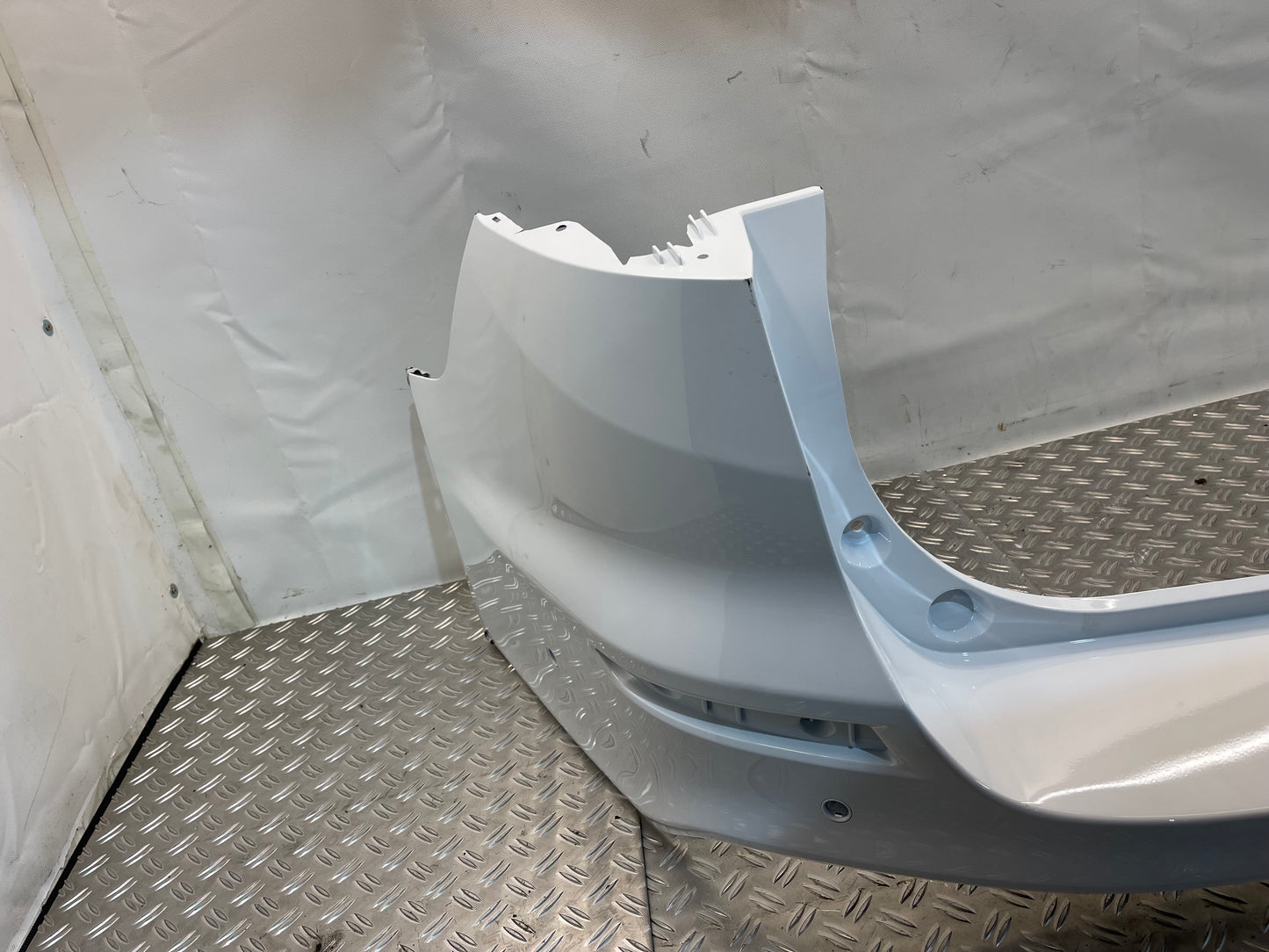 Original FORD Mondeo Turnier MK5 Stoßstange Stoßfänger PDC Frozen Whit Neu 2110995