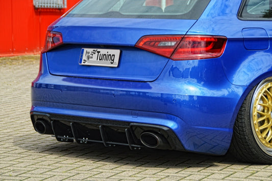 Gefräster Heckansatz Audi RS3, 8VA Bj.: 2015 – 2017 Schwarz Matt