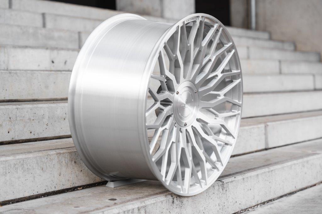 LC-F 33 All Colors