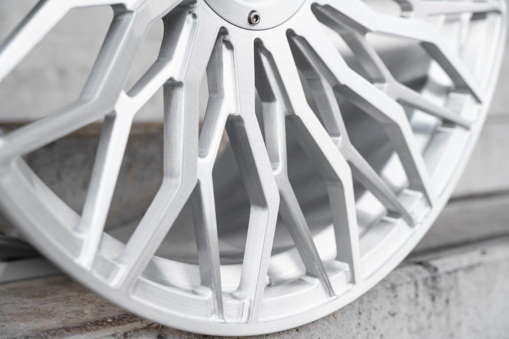 LC-F 33 All Colors
